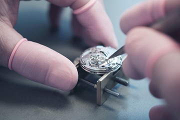 沈阳劳力士手表售后维修服务站位置